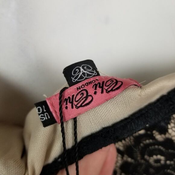 Chi Chi London Floral Lace Fit & Flare Dress Sz 10 - Picture 5 of 6